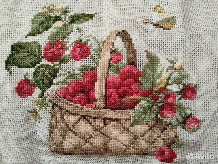 Картина вышитая крестиком 