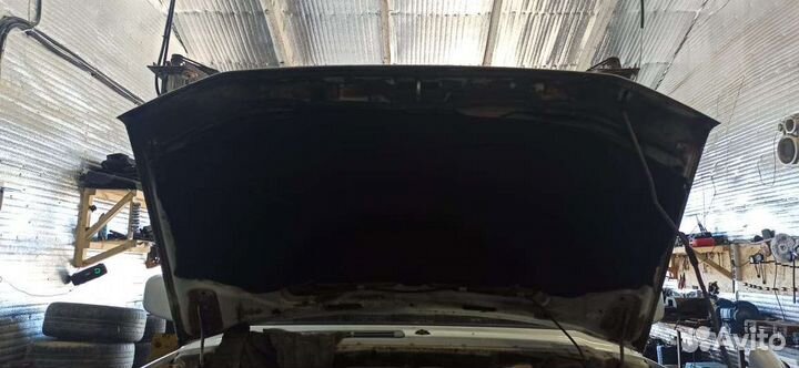 Капот Митсубиси Паджеро ио