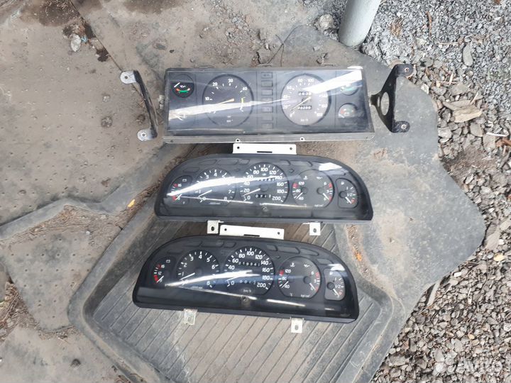 Щелки приборов волга