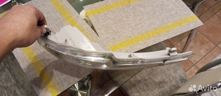 Правый габарит Шевроле Вольт 1