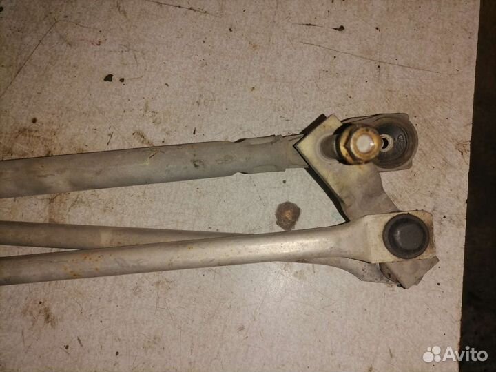 Трапеции дворников с моторчиком Ford Focus 1