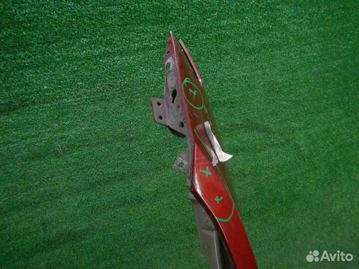 Крыло переднее левое Mercedes-Benz E-Class