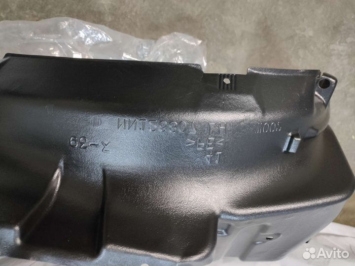 Подкрылок передний левый Lancer 9 новый оригинал