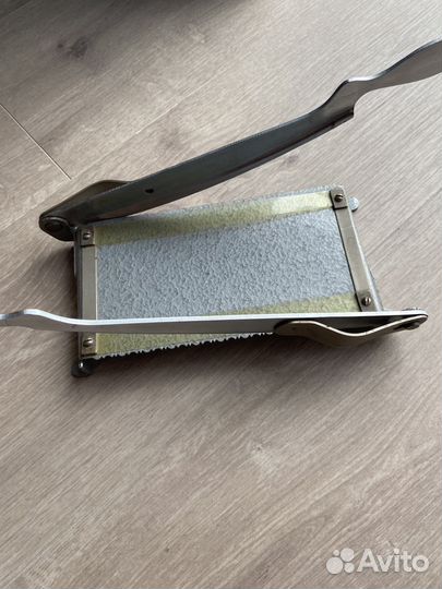 Винтажный резак для бумаги