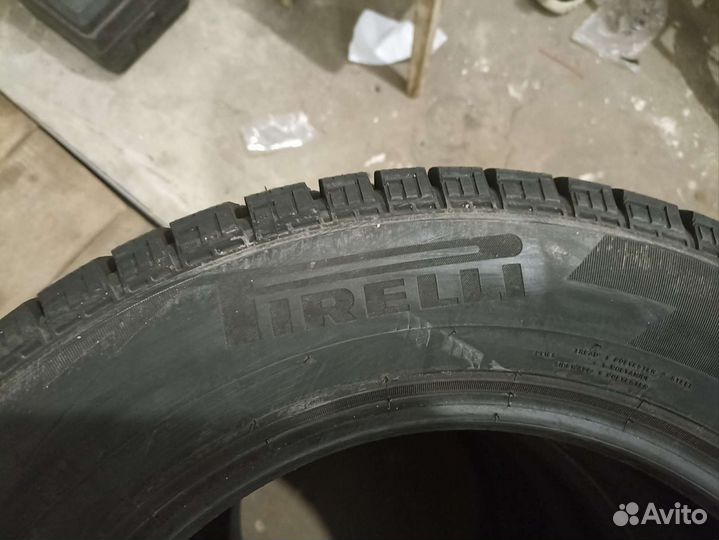 Pirelli Ice Zero FR 185/65 R15 92T