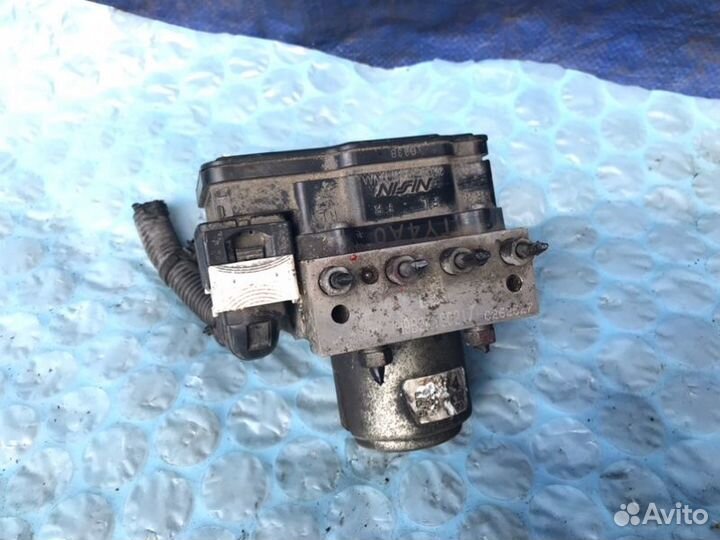 Блок abs Honda Crosstour TF3 K24Y2 2012