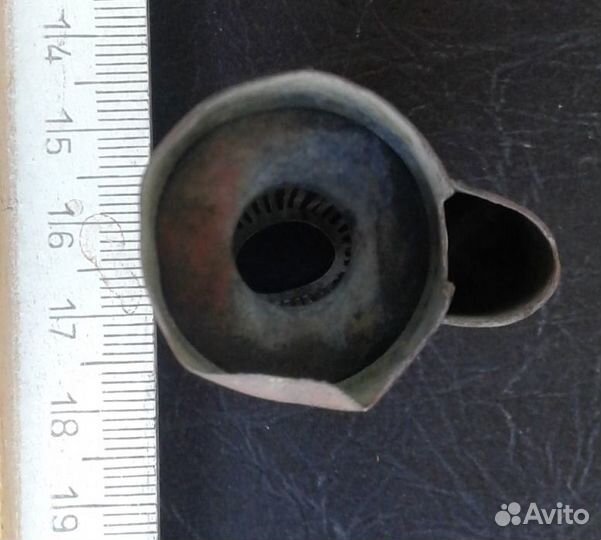 Корпус старинной зажигалки