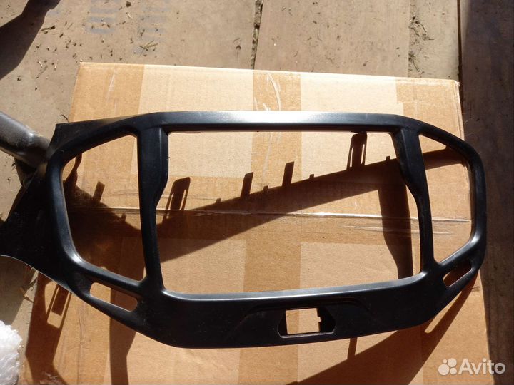 Штатная магнитола LADA vesta