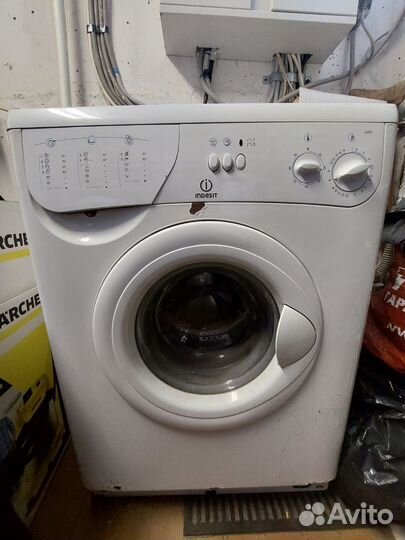 Стиральная машина indesit