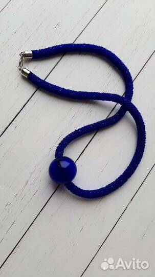 Колье-жгут с бусиной из муранского стекла
