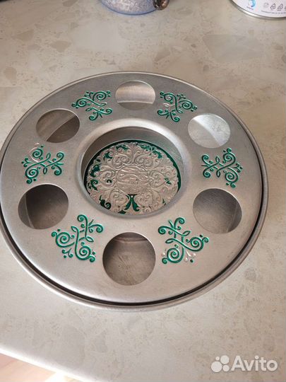 Подставка для рюмок и бутылки