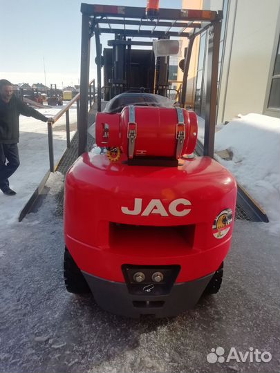 Вилочный погрузчик JAC CPQD35, 2023