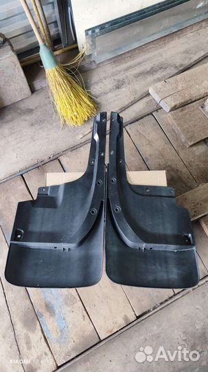 Брызговики land cruiser 200, правый, левый