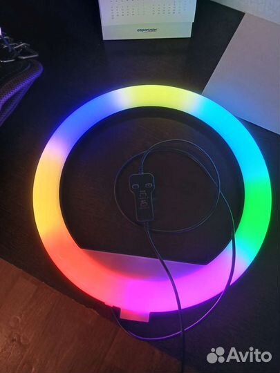 Кольцевая лампа