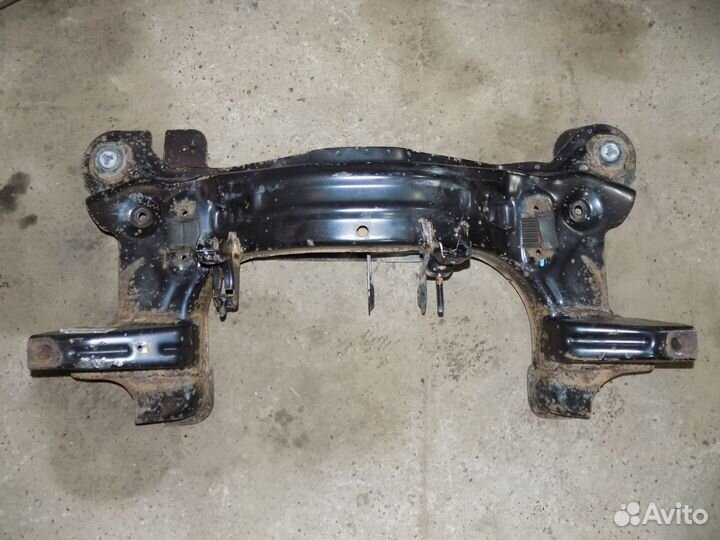 Подрамник передний Chevrolet Lacetti