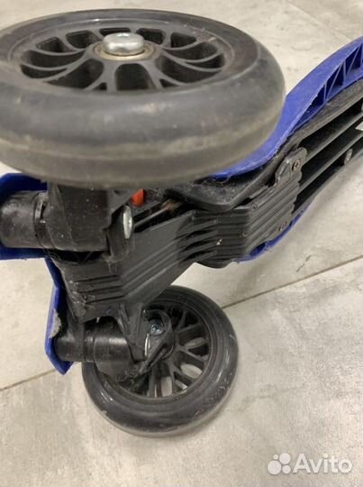 Самокат Maxi Micro