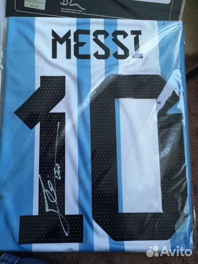 Футболка с автографом месси