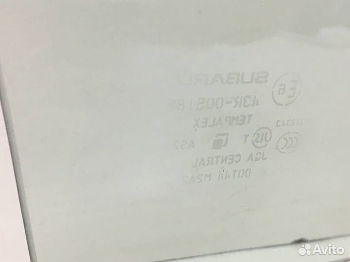 Стекло двери задней правой Subaru Forester S13 201