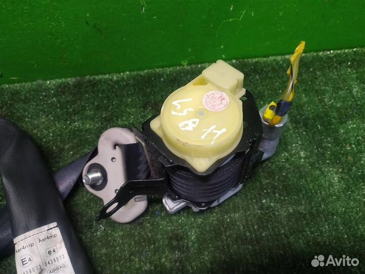 Ремень безопасности передний правый Mazda 3 (BL)