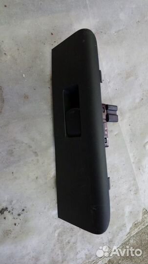 Кнопка заднего стеклоподъемника nissan pathfinder