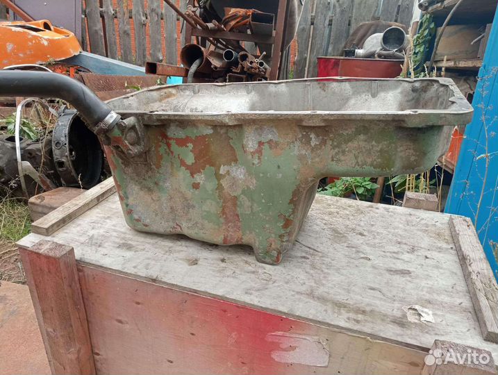 Поддон двигателя OM442 Мерседес