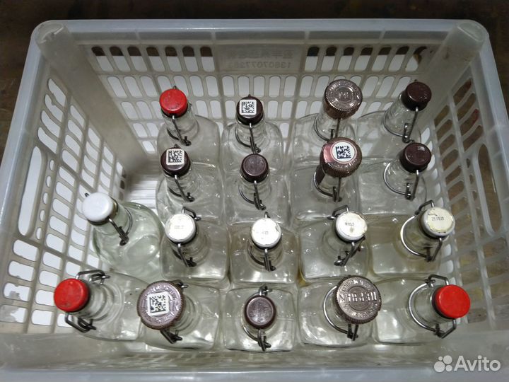 Продам бутылки стеклянные