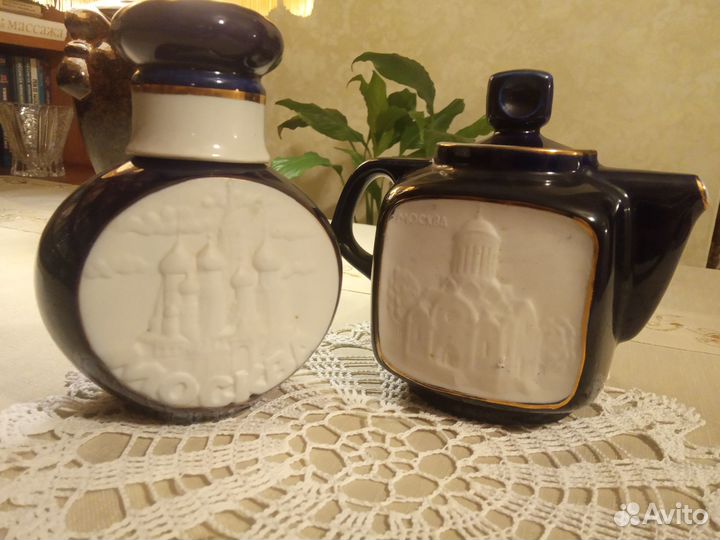 Чайник и молочник