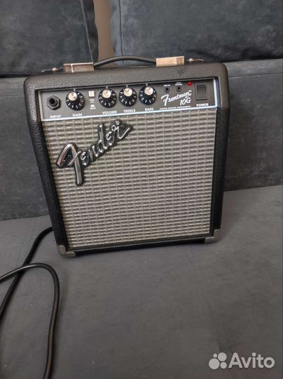 Комбоусилитель fender frontman 10g