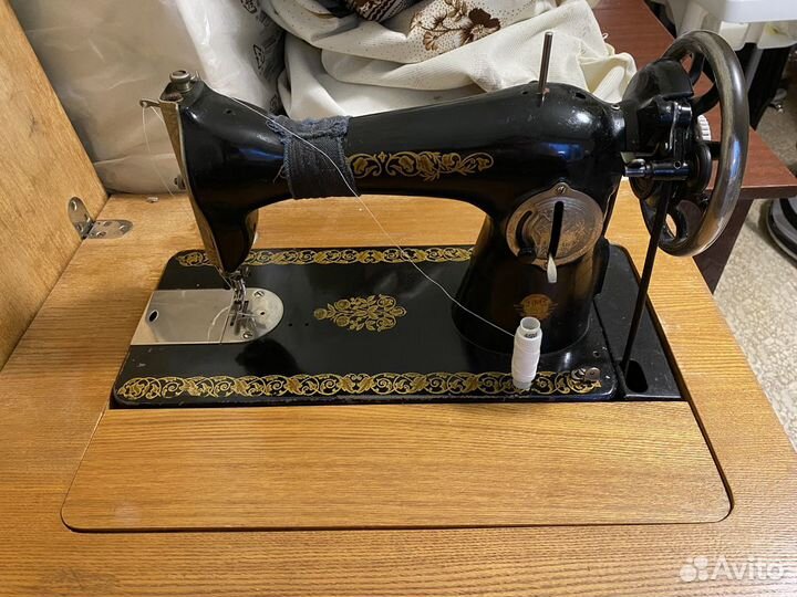 Швейная машинка
