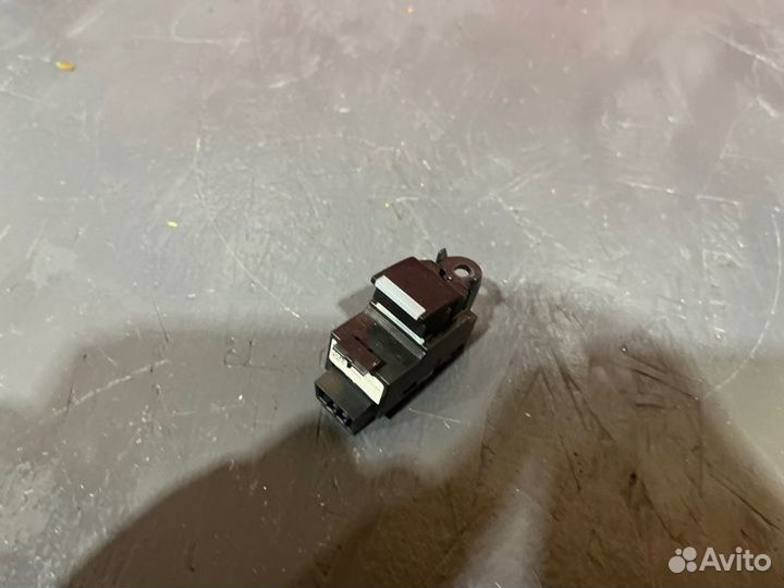 Блок управления стеклоподъемниками Land Rover