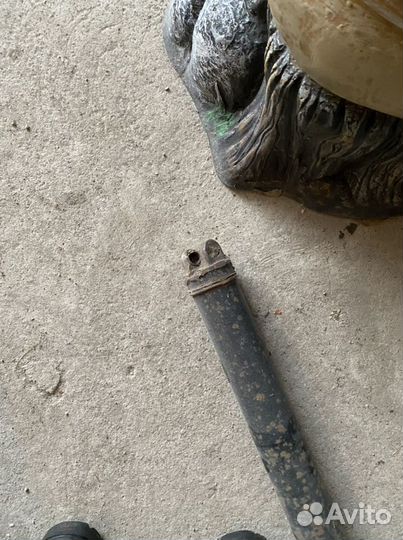 Продам кардан на RAV4