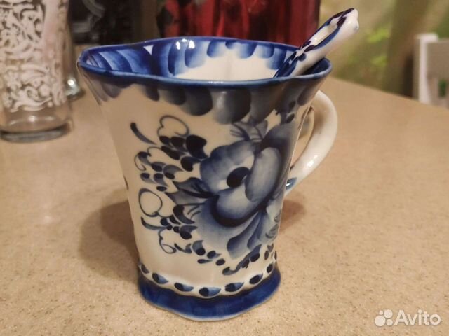 Чашка с ложкой Гжель