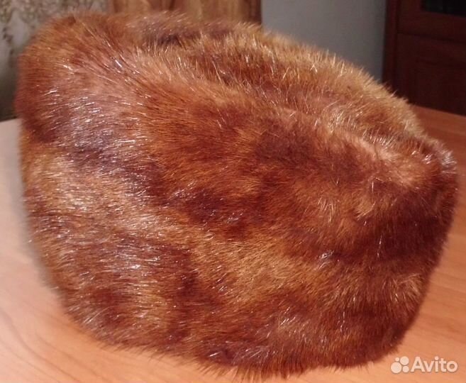 Шапка натуральный мех норка коричневая р.57