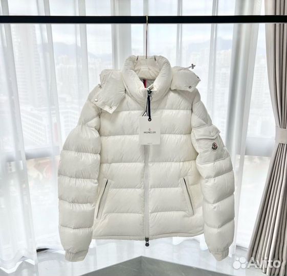 Пуховик Moncler maya белый