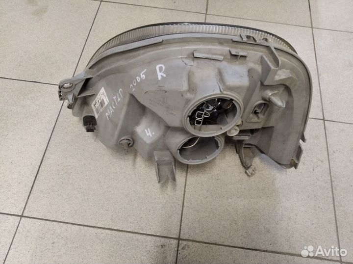Фара правая Рено Мастер