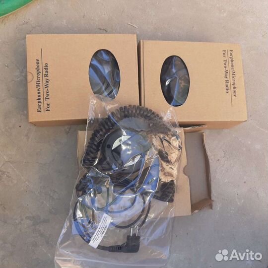 Наушники для двусторонней радиосвязи