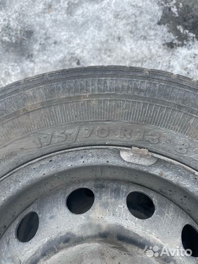 Продам комлект летних колес r13