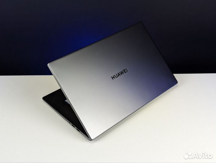 Huawei MateBook D 15 i3 1115G4 8GB RAM 256GB SSD
