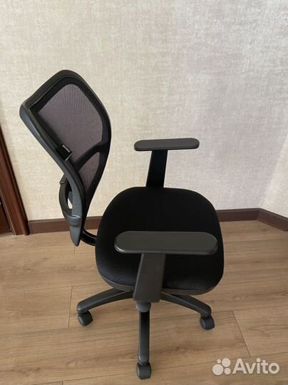 Компьютерное кресло