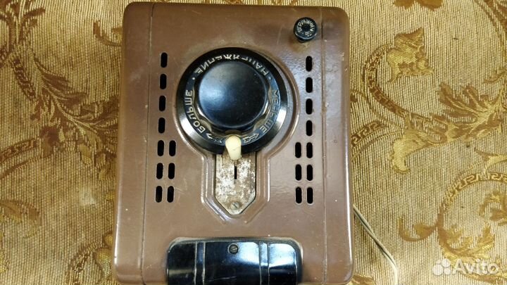 Автотрансформаторный регулятор напряжения