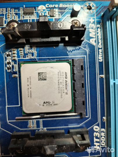 Gigabyte ga-970a-ud3 + Athlon II
