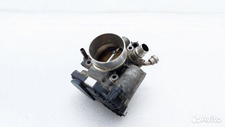 Б/У Заслонка дроссельная Состояние отличное