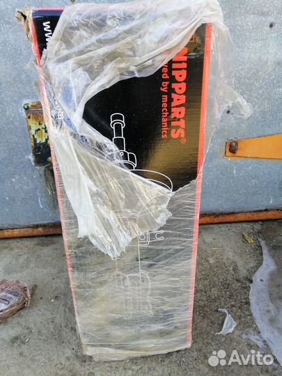 Запчасти на toyota rav4 30