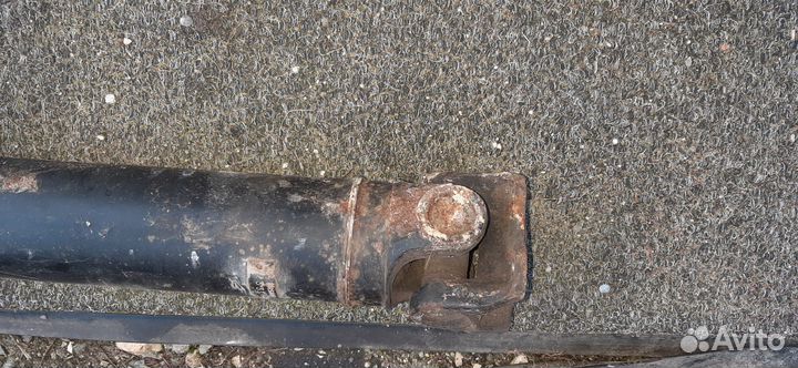 Карданный вал на газель