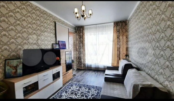 1-к. квартира, 42 м², 4/4 эт.