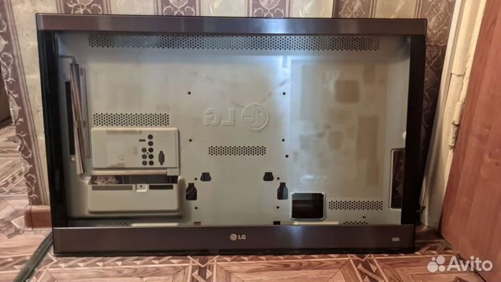 Корпус от телевизора LG 32LW575S