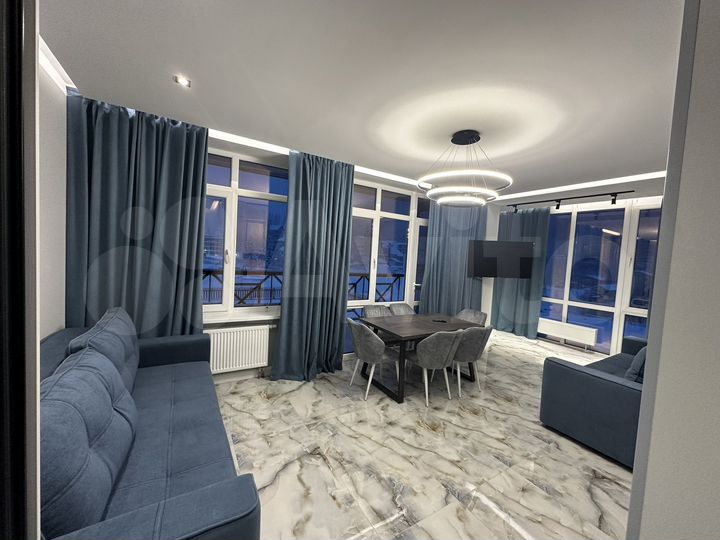 2-к. квартира, 55 м², 4/8 эт.