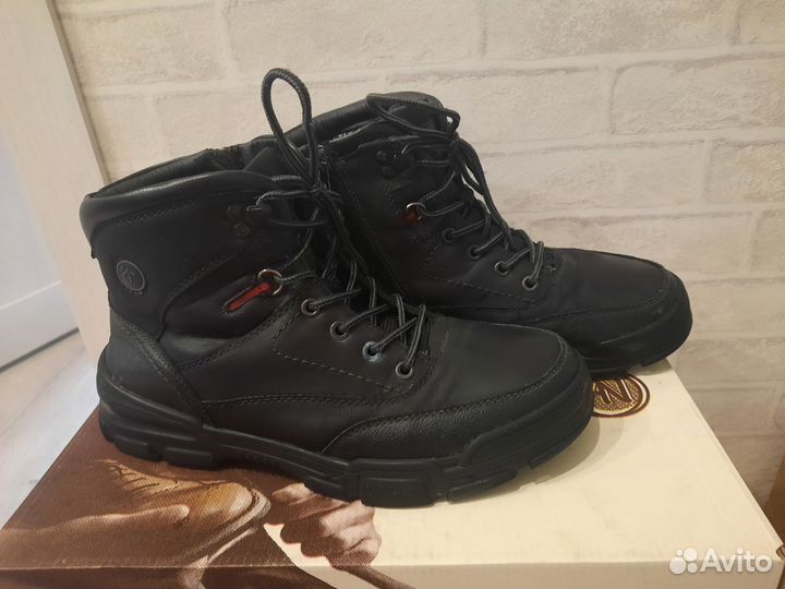 Ботинки Зимние р.39, Демисезонные, кроссовки