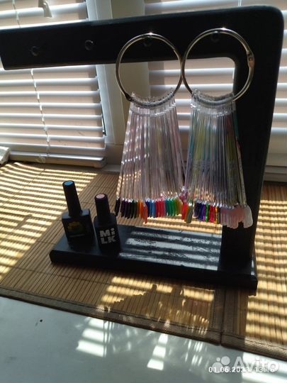 Подставка для типс маникюрная