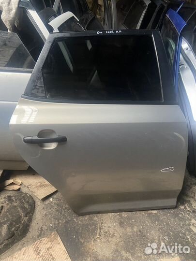 Дверь задняя правая Kia ceed